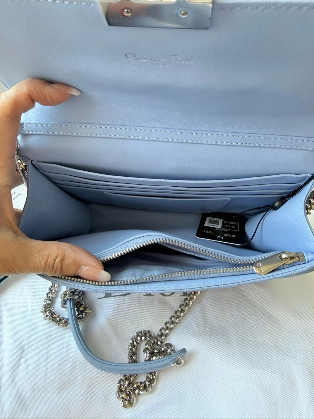 ⭐️Dior Quilted Two-Tone Leather Shoulder Bag in Iridescent Green and Light Blue